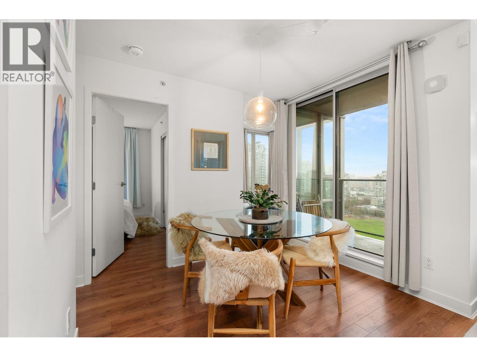 2108 1438 RICHARDS STREET, Vancouver, British Columbia