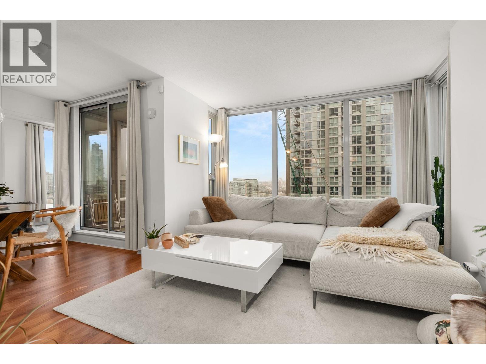 2108 1438 Richards Street, Vancouver, British Columbia  V6Z 3B8 - Photo 4 - R3067977