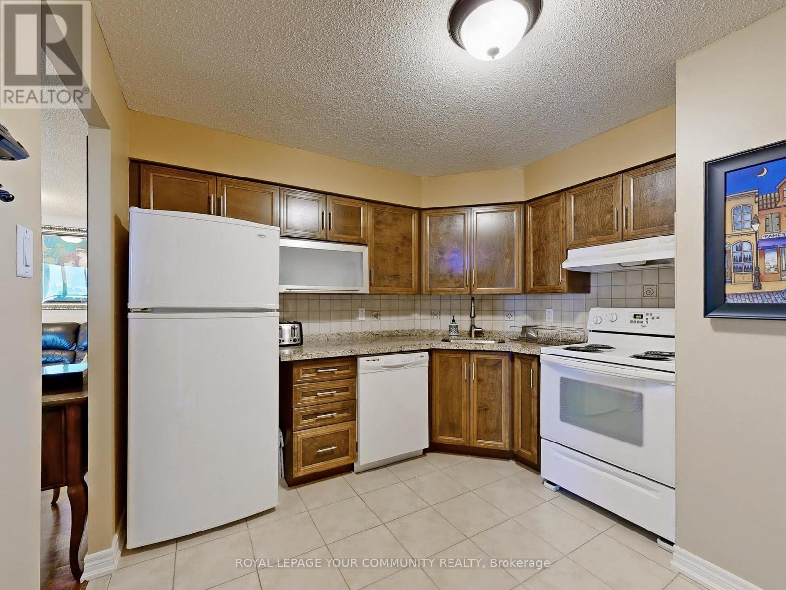 1611 - 61 Markbrook Lane, Toronto, Ontario  M9V 5E7 - Photo 12 - W12479975