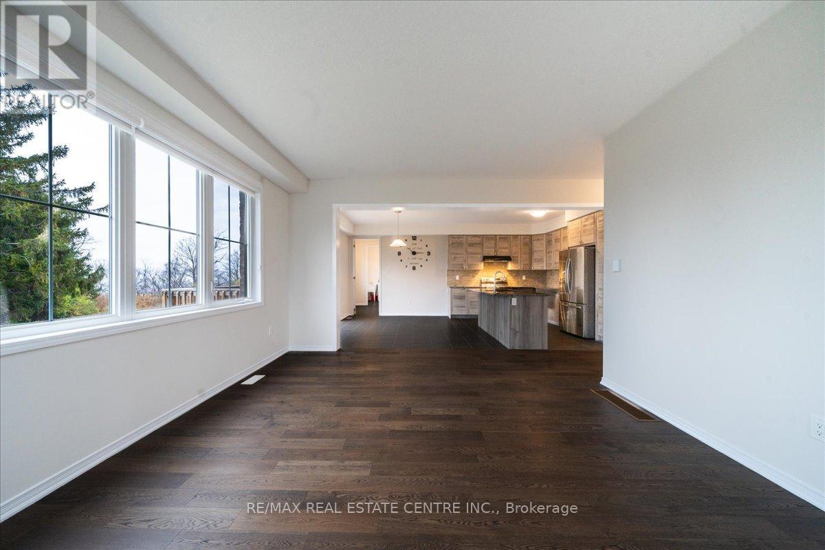 107 Cuesta Heights, Hamilton, Ontario  L8J 0M2 - Photo 15 - X12552450