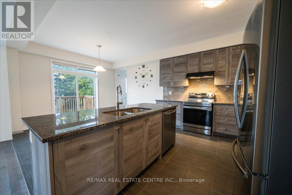 107 Cuesta Heights, Hamilton, Ontario  L8J 0M2 - Photo 20 - X12552450