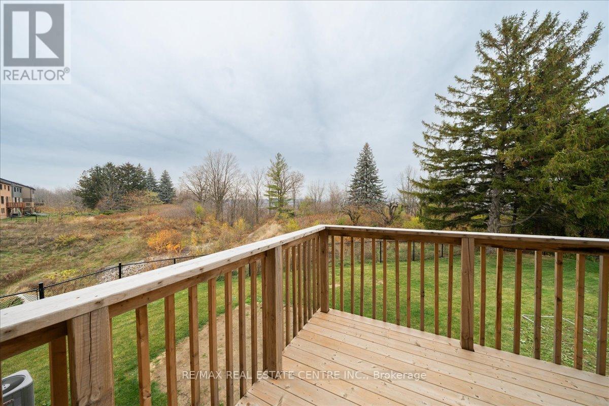 107 Cuesta Heights, Hamilton, Ontario  L8J 0M2 - Photo 22 - X12552450