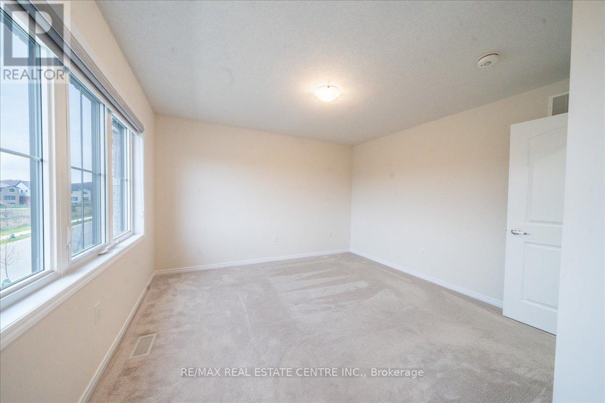 107 Cuesta Heights, Hamilton, Ontario  L8J 0M2 - Photo 36 - X12552450