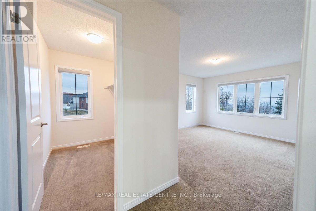 107 Cuesta Heights, Hamilton, Ontario  L8J 0M2 - Photo 38 - X12552450