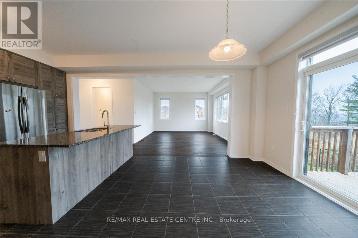 107 Cuesta Heights, Hamilton, Ontario  L8J 0M2 - Photo 8 - X12552450