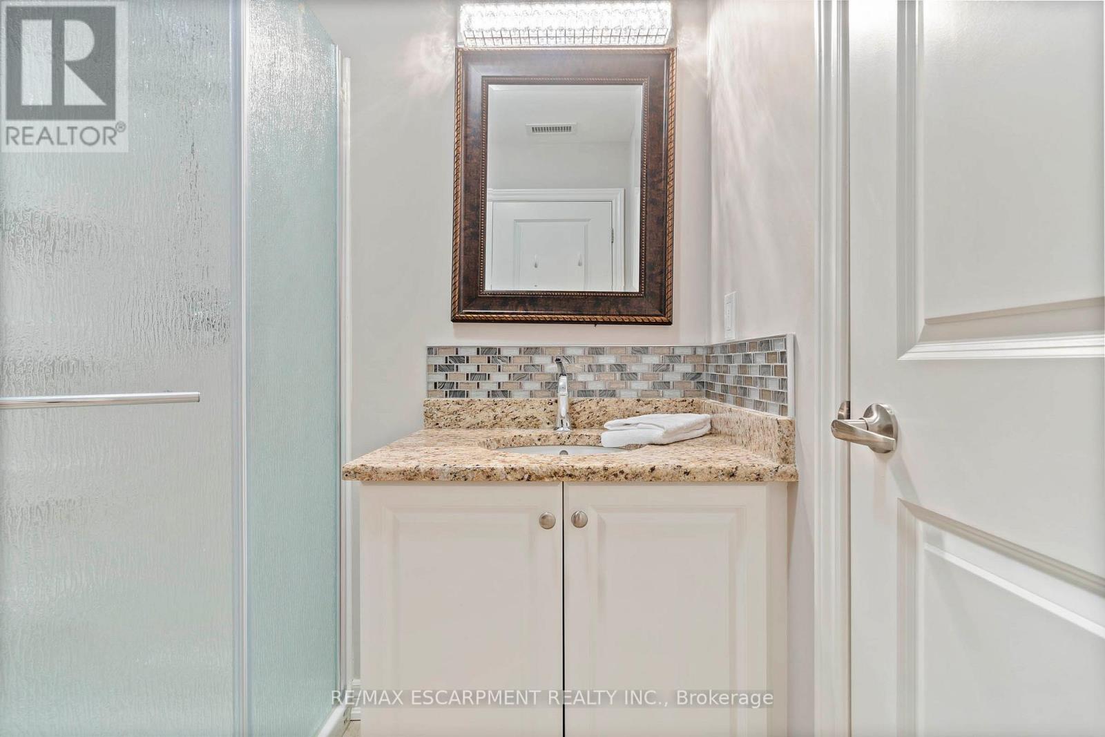 213 - 4644 Pettit Avenue, Niagara Falls, Ontario  L2E 0B4 - Photo 31 - X12552498