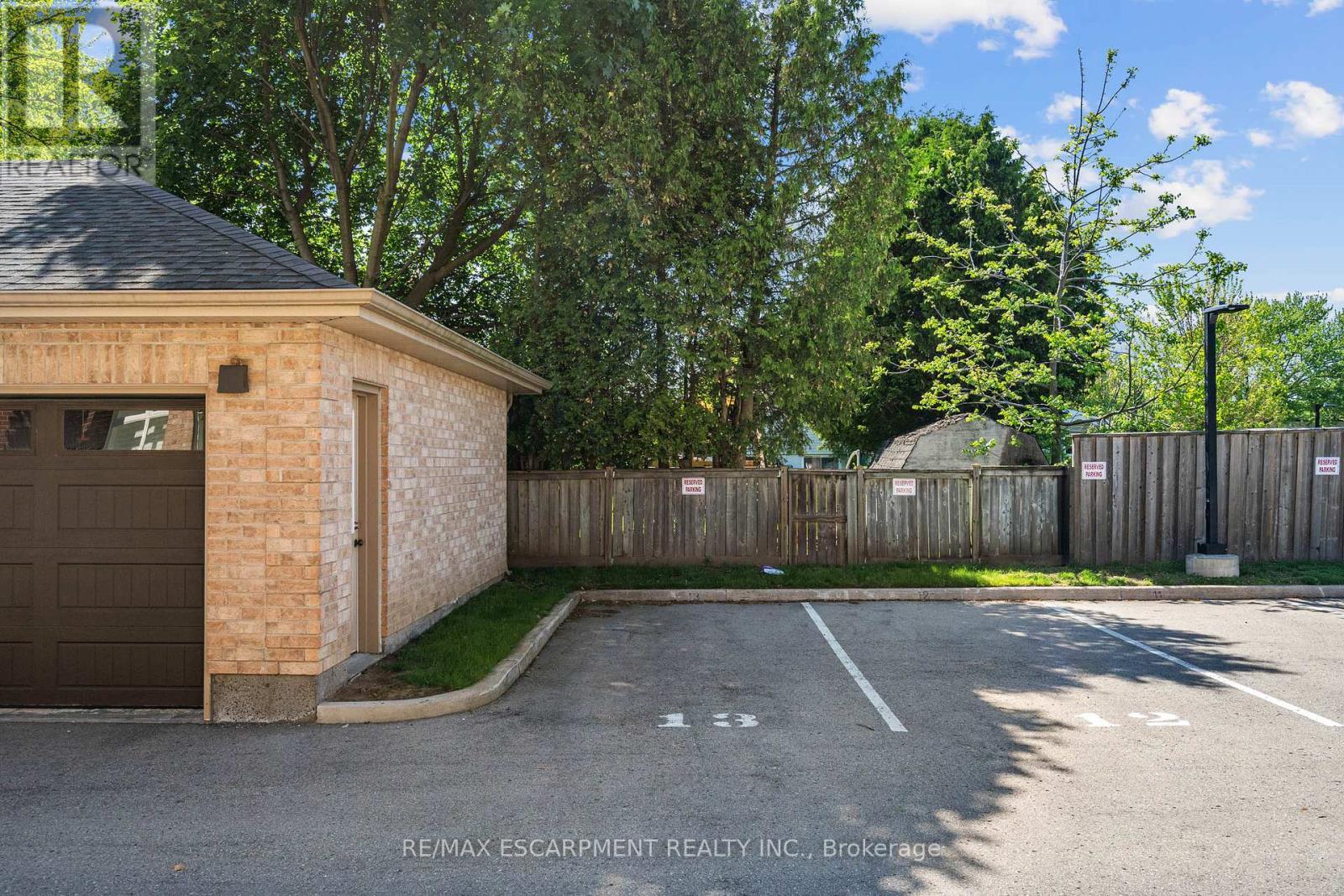 213 - 4644 Pettit Avenue, Niagara Falls, Ontario  L2E 0B4 - Photo 35 - X12552498