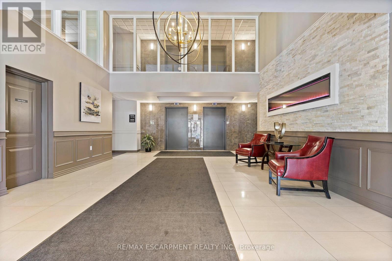 213 - 4644 Pettit Avenue, Niagara Falls, Ontario  L2E 0B4 - Photo 4 - X12552498