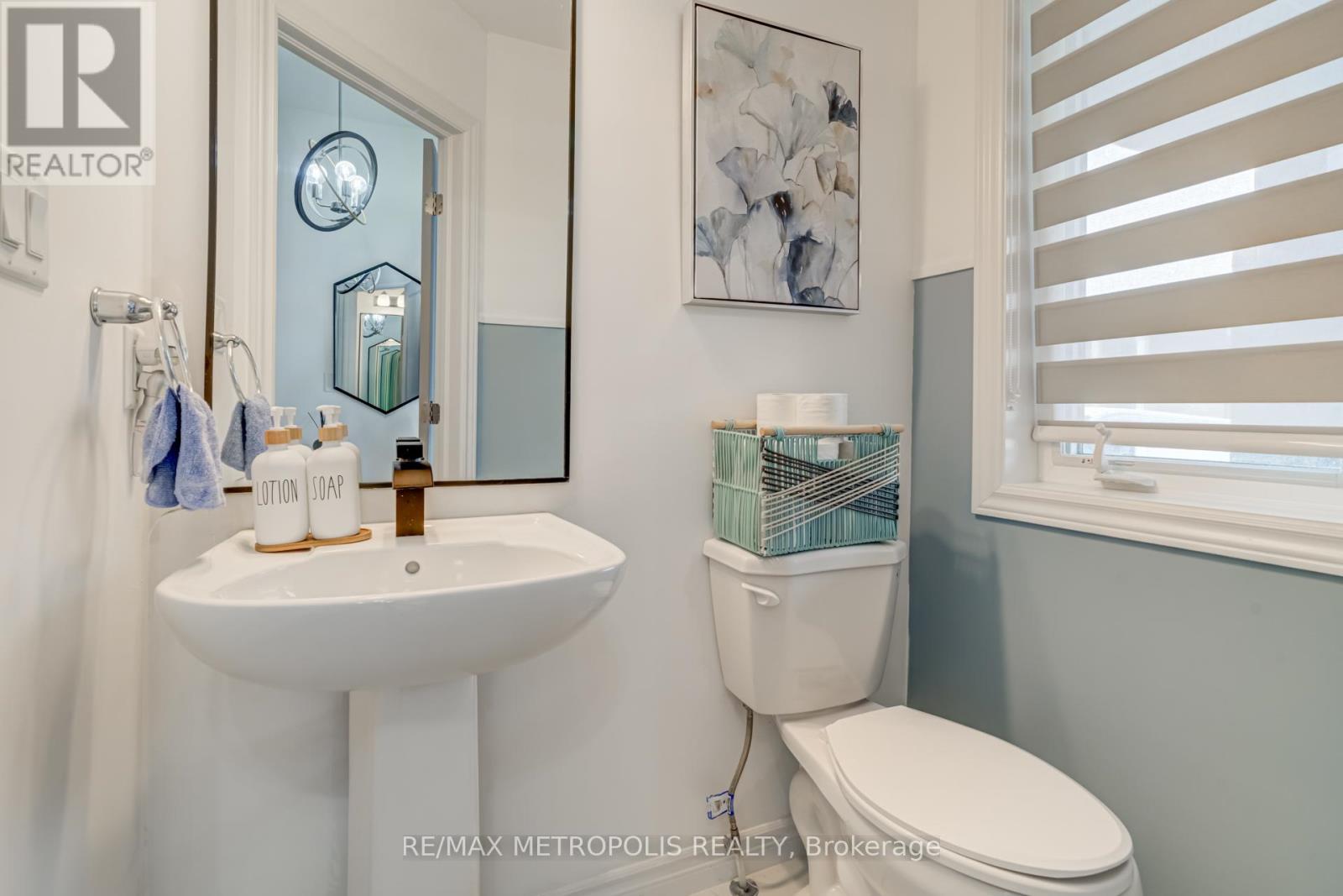 177 Longboat Run W, Brantford, Ontario  N3T 0T1 - Photo 16 - X12552554