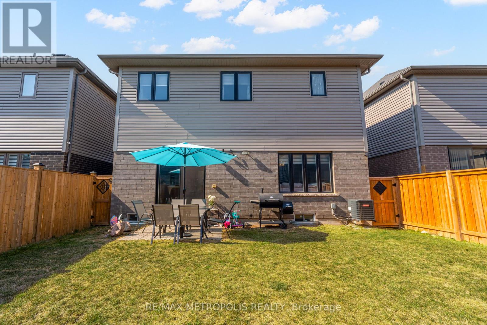 177 Longboat Run W, Brantford, Ontario  N3T 0T1 - Photo 30 - X12552554