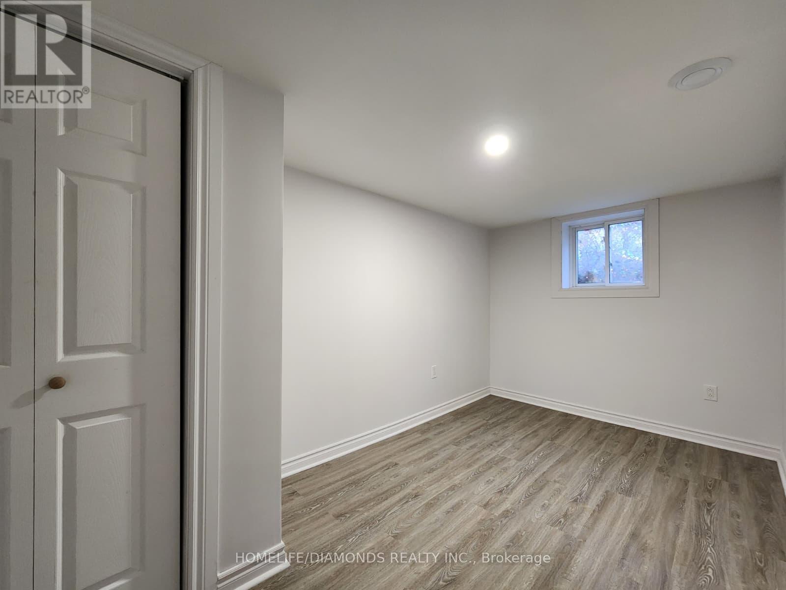 Lower - 5 Calcott Court, Thorold, Ontario  L2V 4J9 - Photo 6 - X12548888