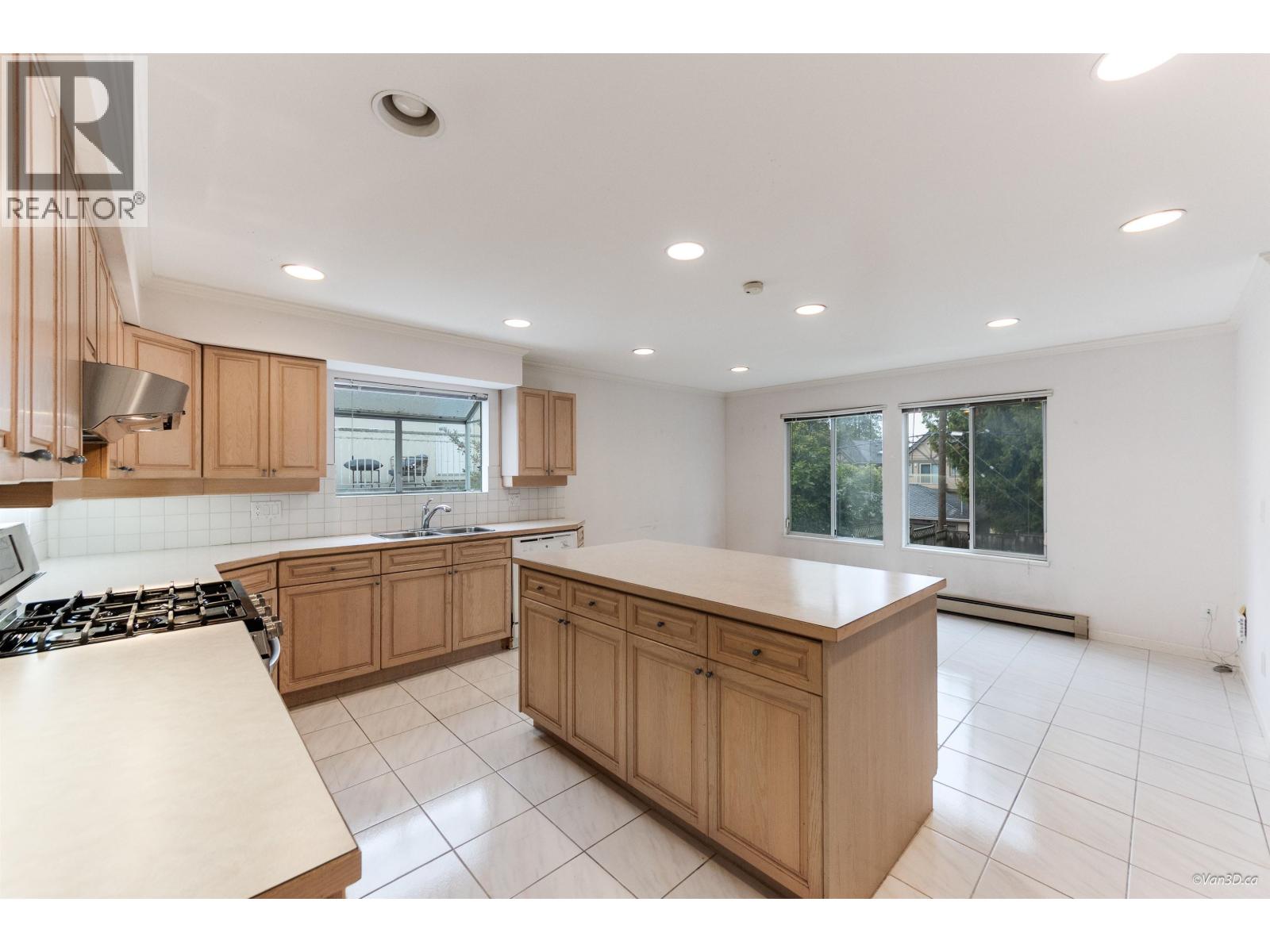 6633 Montgomery Street, Vancouver, British Columbia  V6P 4G3 - Photo 10 - R3067956