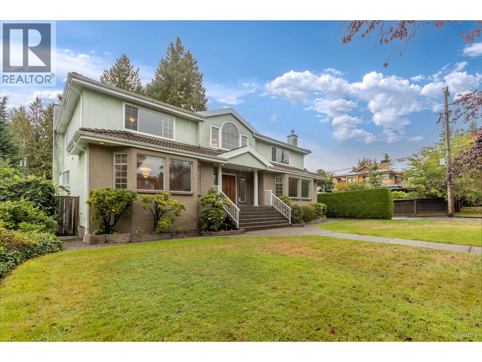 6633 Montgomery Street, Vancouver, British Columbia  V6P 4G3 - Photo 2 - R3067956