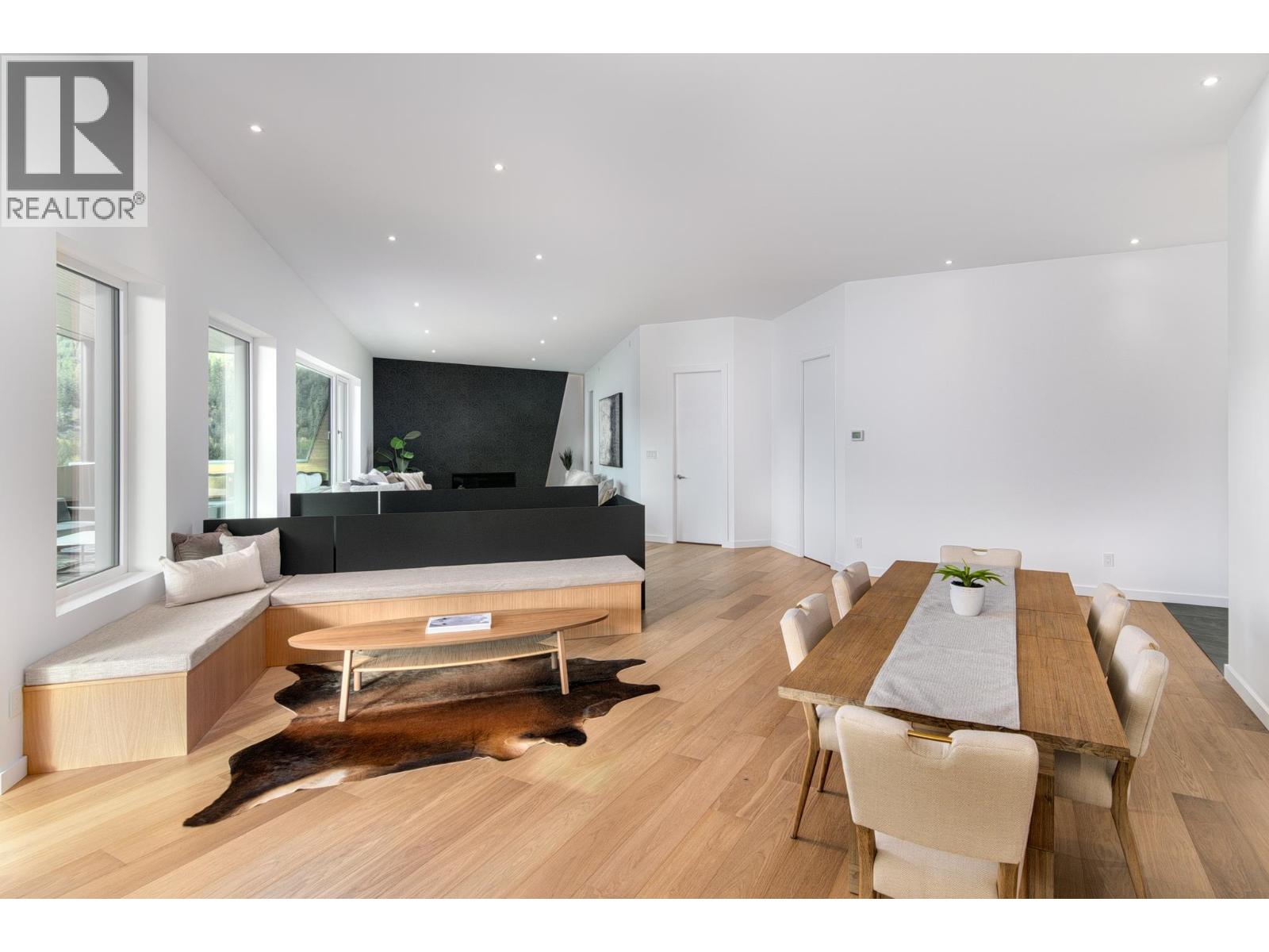 1780 Pinewood Drive, Pemberton, British Columbia  V0N 2L3 - Photo 12 - R3067965