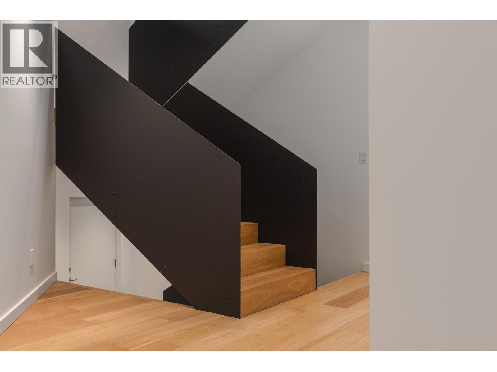 1780 Pinewood Drive, Pemberton, British Columbia  V0N 2L3 - Photo 23 - R3067965