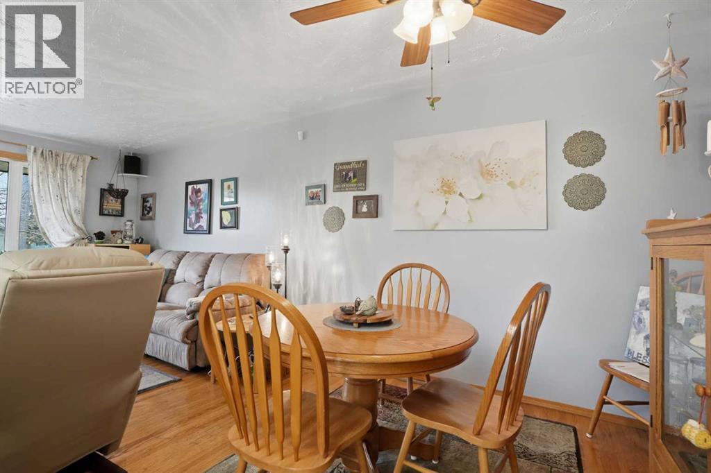 4501 Fordham Crescent Se, Calgary, Alberta  T2A 2A2 - Photo 9 - A2270370