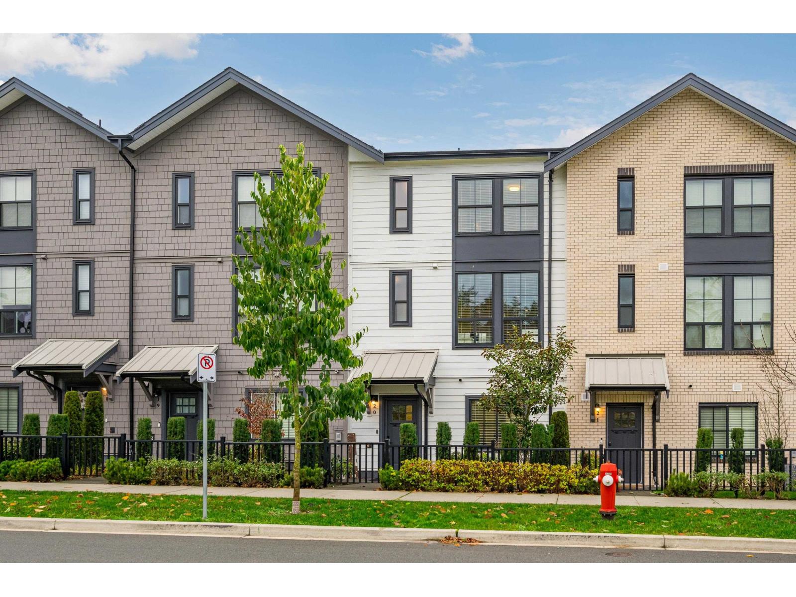 20 16565 24a Avenue, Surrey, British Columbia V3Z 1H7 - Photo 2 - R3067737