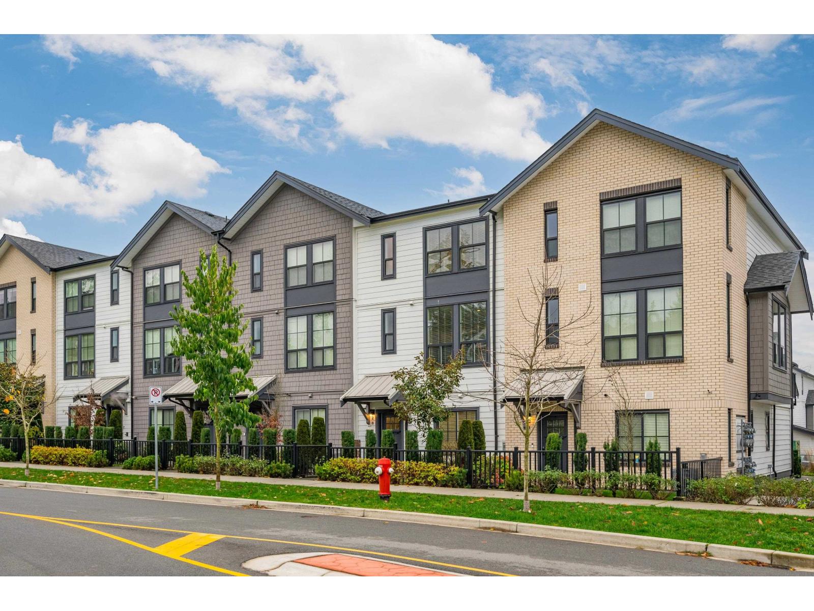 20 16565 24a Avenue, Surrey, British Columbia V3Z 1H7 - Photo 3 - R3067737