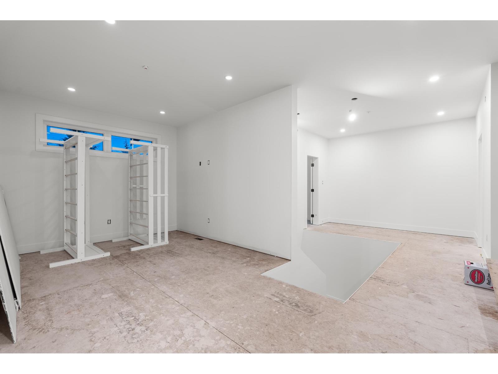 9756 Dewdney Trunk Road, Mission, British Columbia  V2V 7G5 - Photo 19 - R3067448