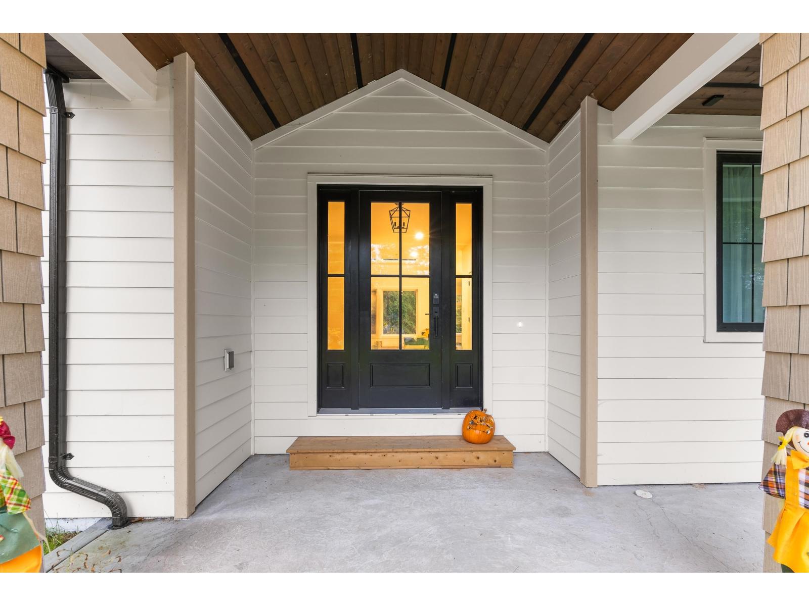 9756 Dewdney Trunk Road, Mission, British Columbia  V2V 7G5 - Photo 3 - R3067448