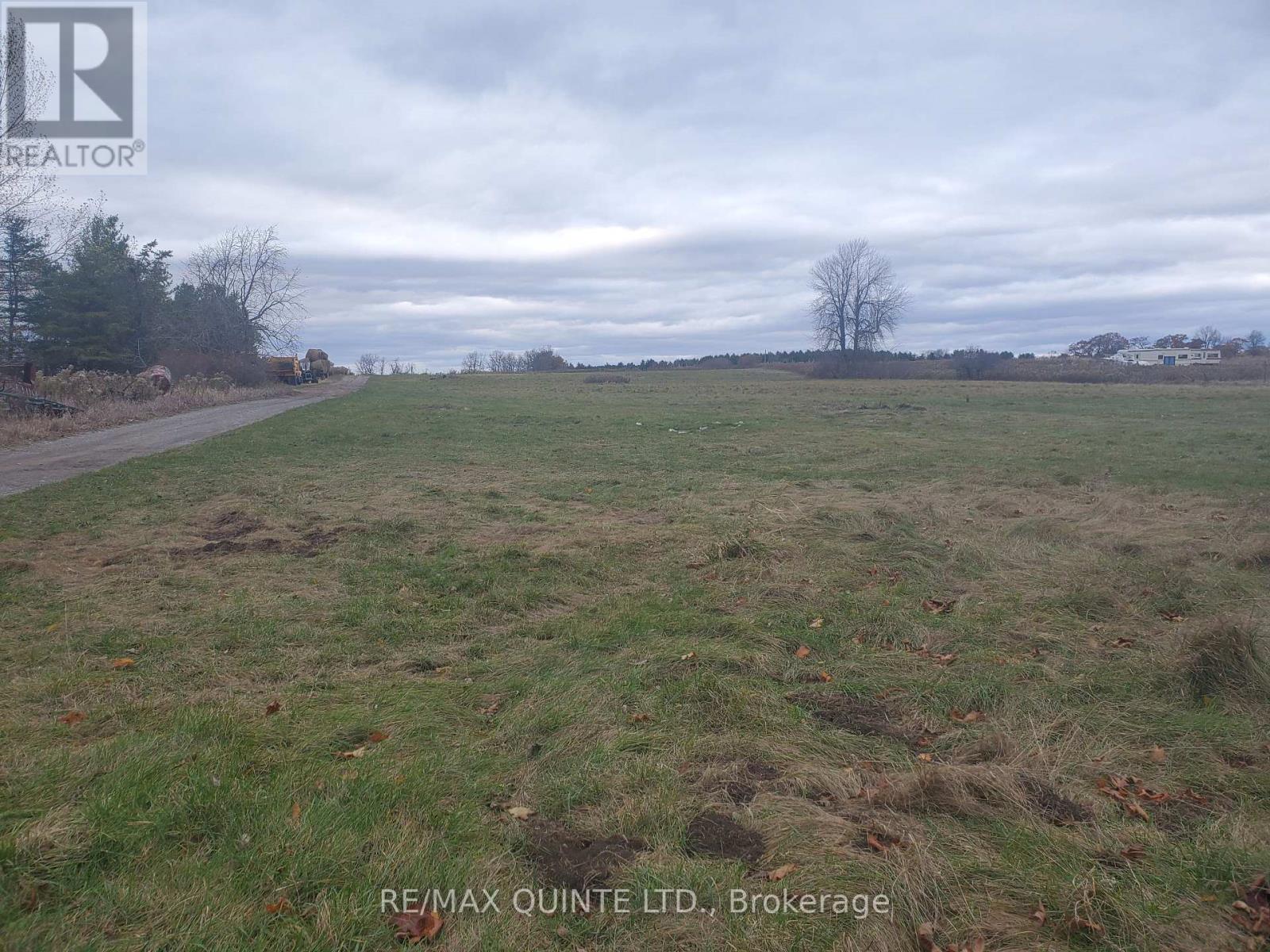 40 Fisherman's Cove Lane, Frontenac Islands, Ontario K0H 2Y0 - Photo 10 - X12212675