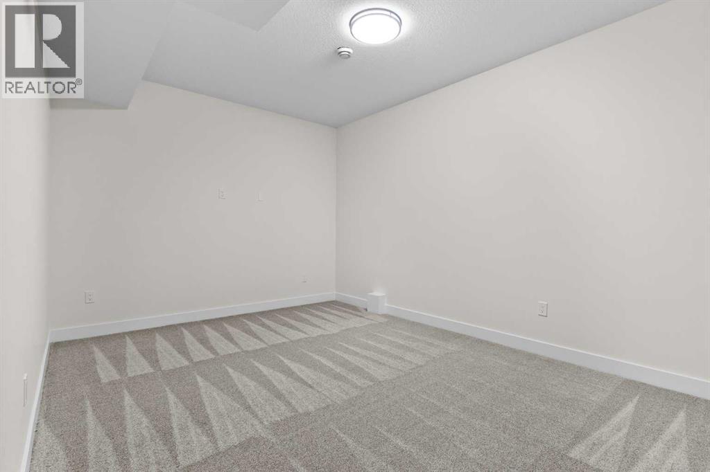 716 Mandalay Avenue, Carstairs, Alberta  T0M 0N0 - Photo 38 - A2254899