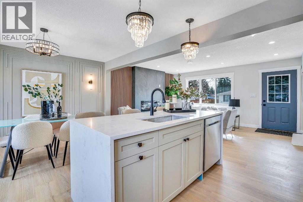 146 Springwood Drive Sw, Calgary, Alberta  T2W 0K5 - Photo 17 - A2265176