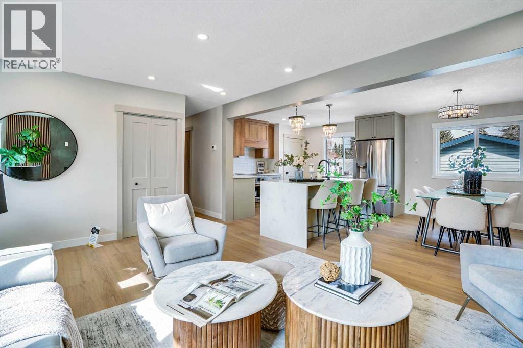 146 Springwood Drive Sw, Calgary, Alberta  T2W 0K5 - Photo 8 - A2265176