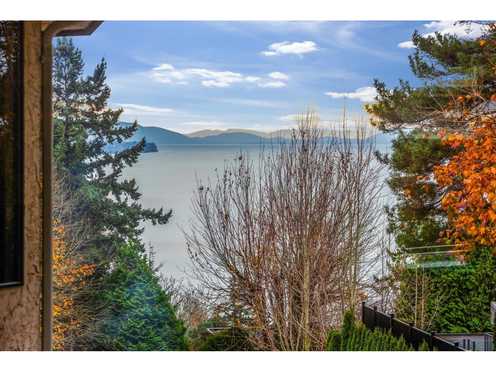 304 1351 Vidal Street, White Rock, British Columbia  V4B 5G7 - Photo 34 - R3067941