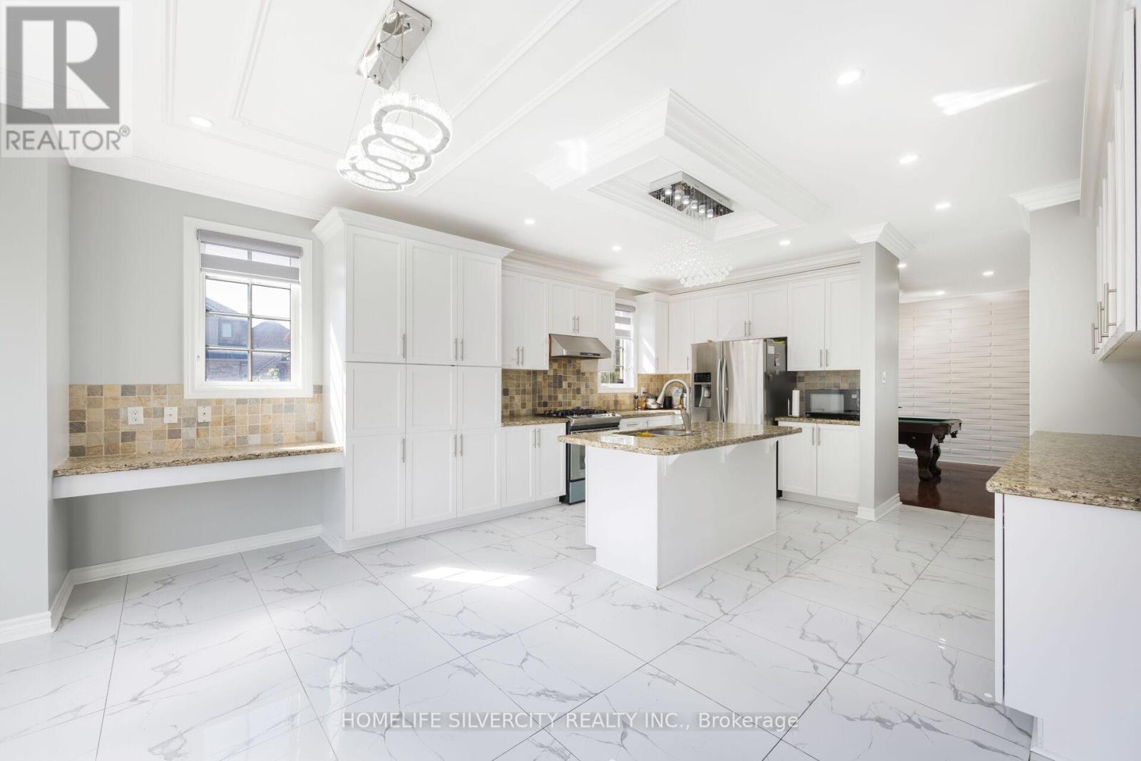 29 Sagebrook Road, Brampton, Ontario  L6P 2Y5 - Photo 11 - W12544628