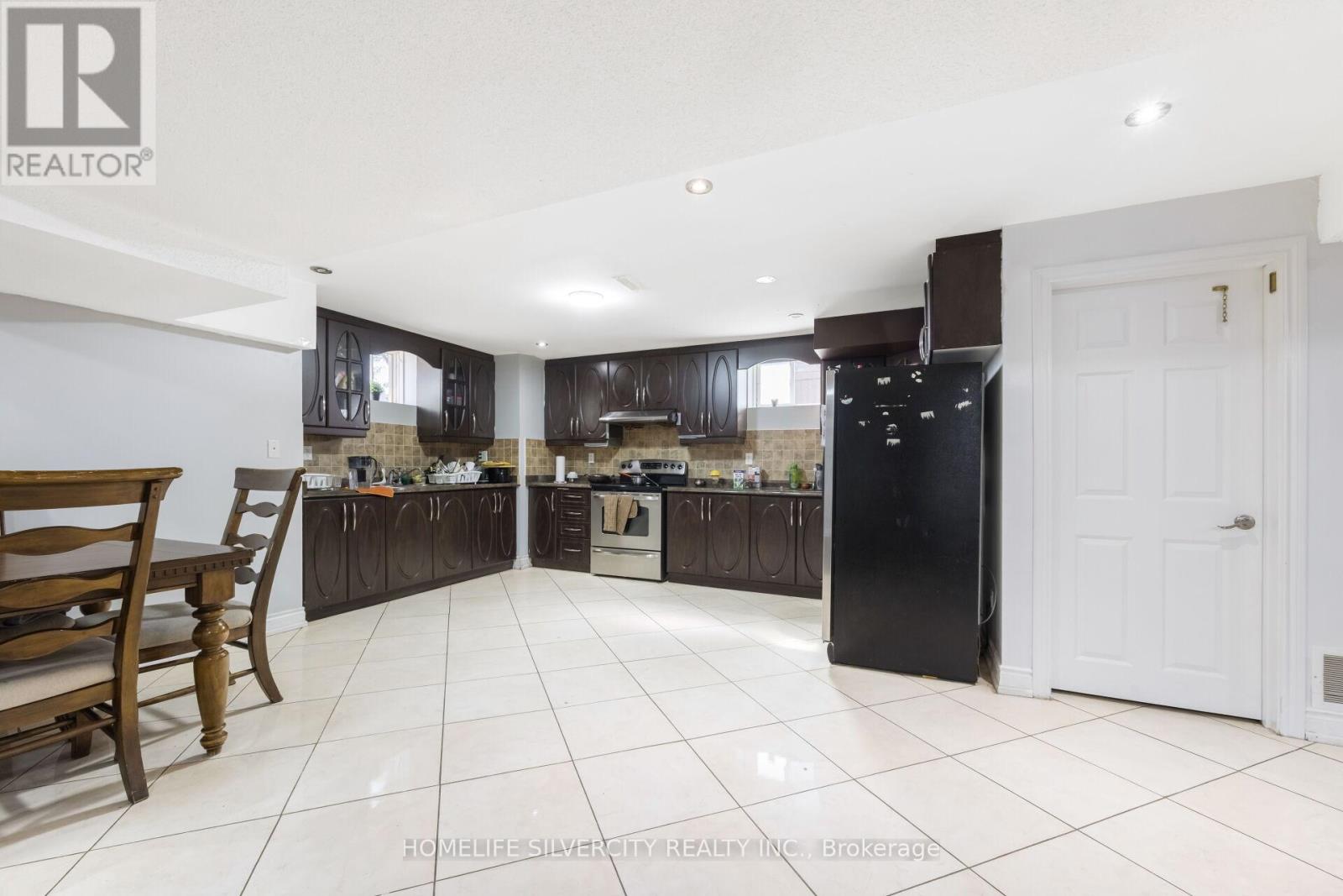 29 Sagebrook Road, Brampton, Ontario  L6P 2Y5 - Photo 36 - W12544628