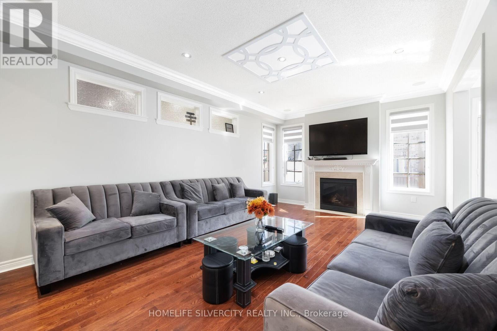 29 Sagebrook Road, Brampton, Ontario  L6P 2Y5 - Photo 9 - W12544628