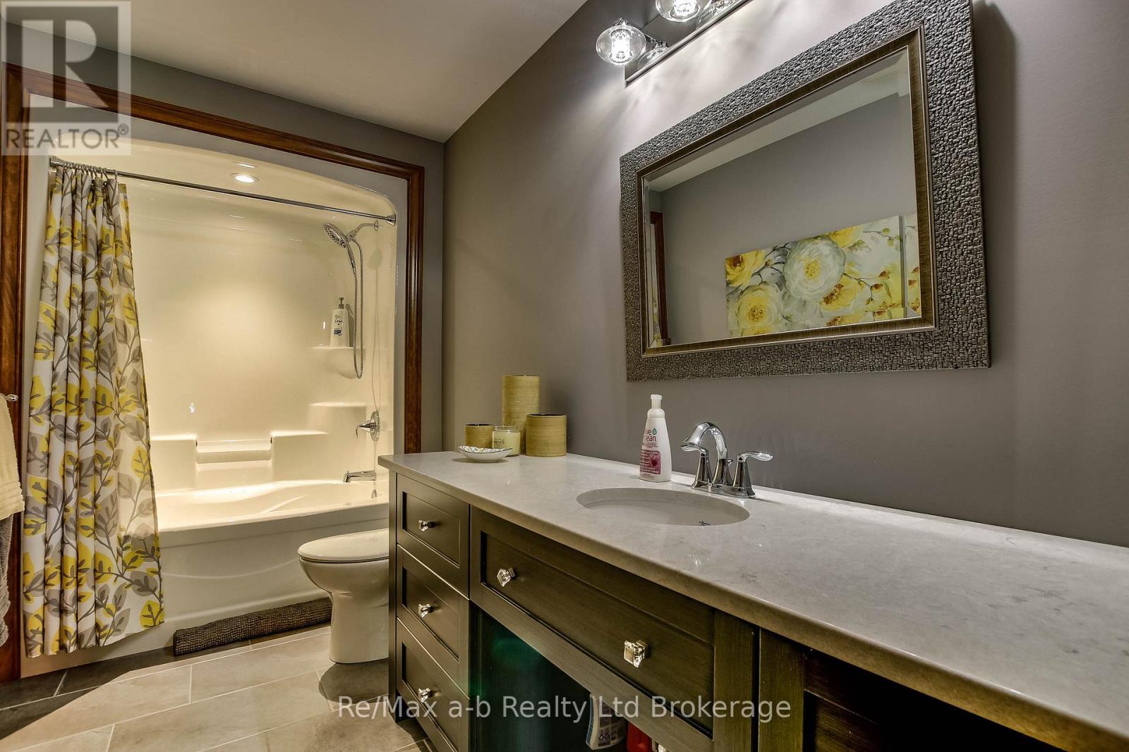 465653 Curries Road, Norwich, Ontario  N4S 7V8 - Photo 47 - X12151746