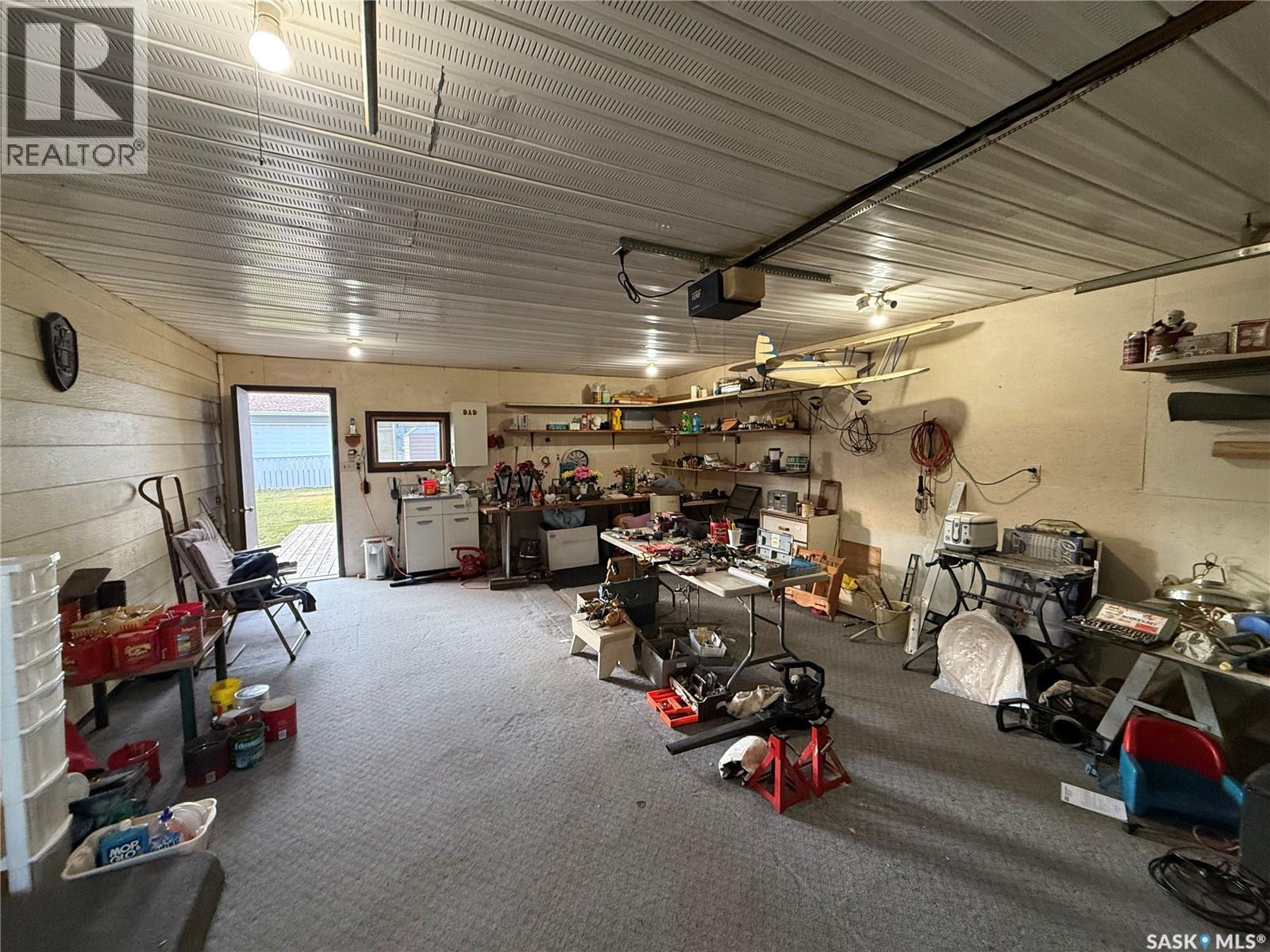 516 6th Avenue E, Assiniboia, Saskatchewan  S0H 0B0 - Photo 19 - SK024180