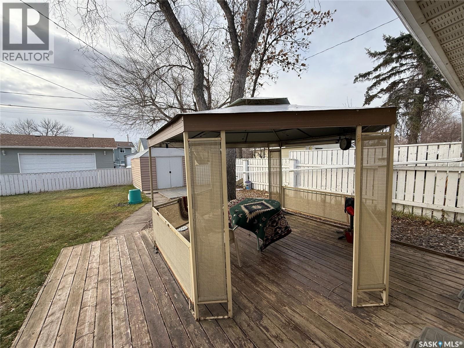 516 6th Avenue E, Assiniboia, Saskatchewan  S0H 0B0 - Photo 20 - SK024180