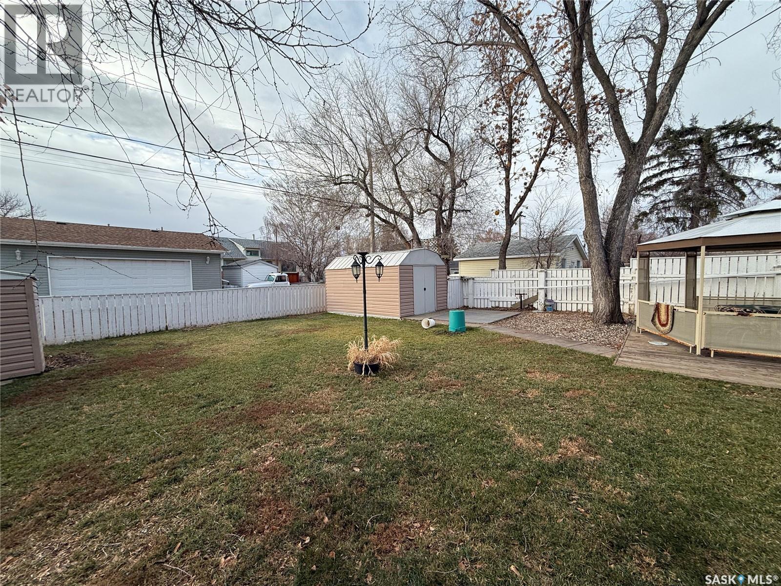 516 6th Avenue E, Assiniboia, Saskatchewan  S0H 0B0 - Photo 22 - SK024180