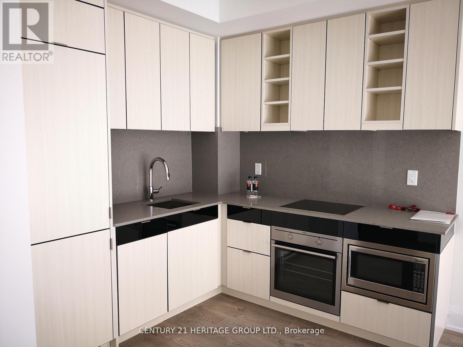 1008 - 101 Erskine Avenue, Toronto, Ontario  M4P 1Y5 - Photo 5 - C12552656