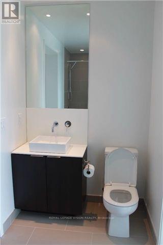 2401 - 159 Dundas Street E, Toronto, Ontario  M5B 1E4 - Photo 6 - C12552674