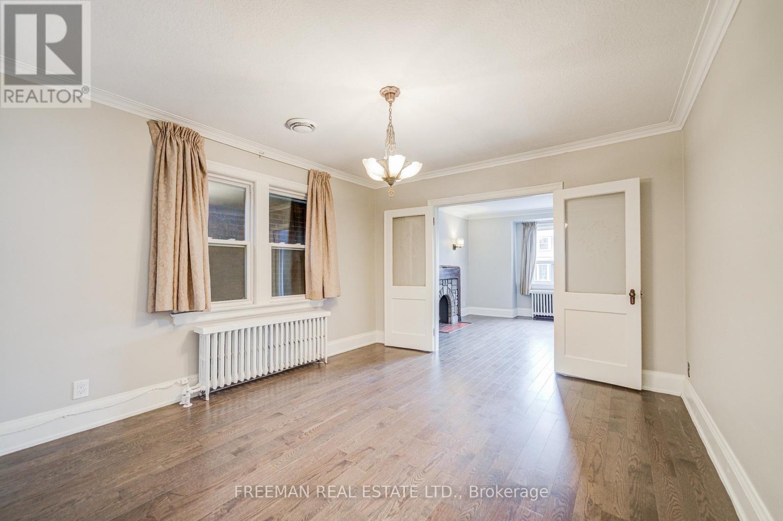 2nd Fl - 723 Euclid Avenue, Toronto, Ontario  M6G 2V1 - Photo 13 - C12552678