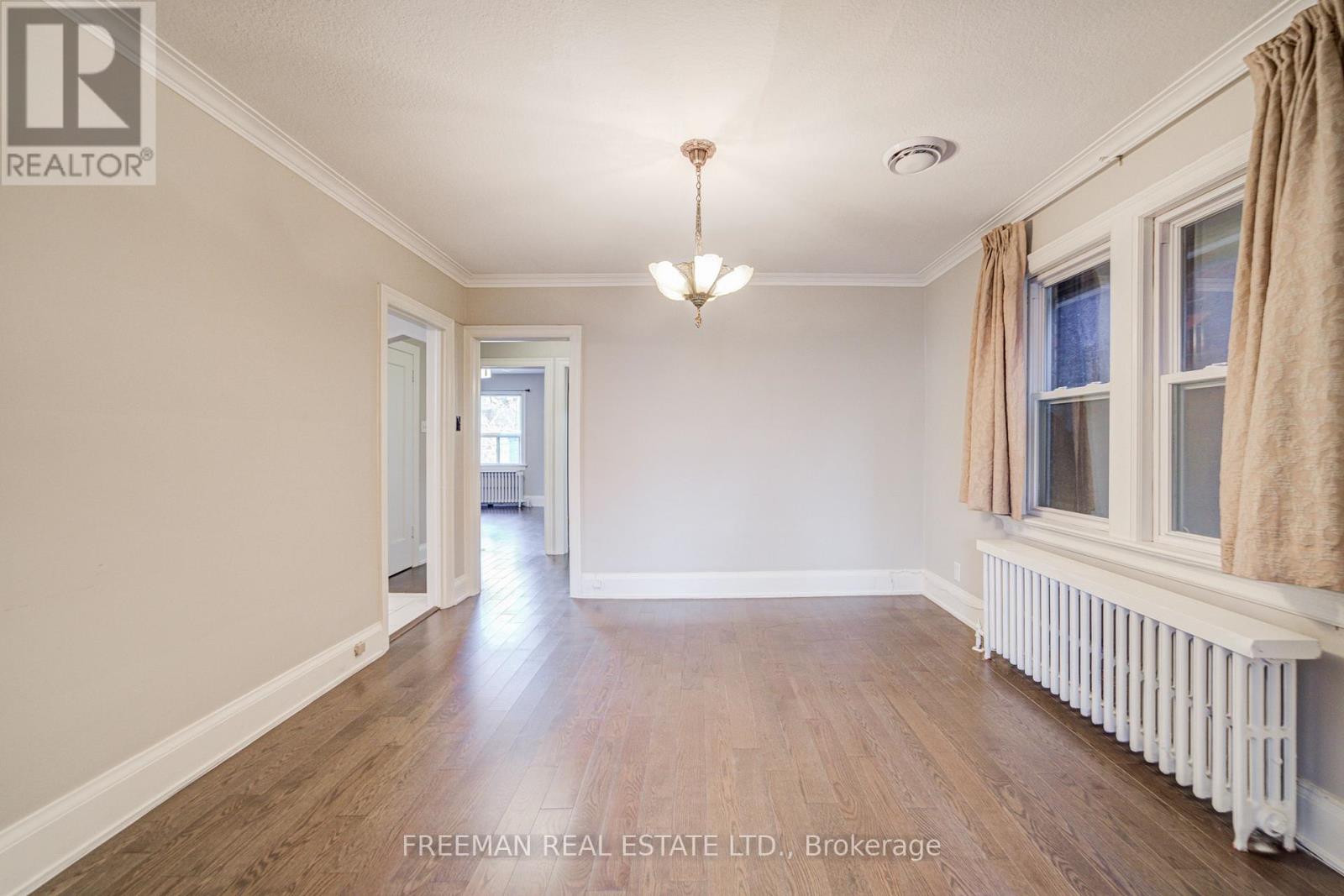 2nd Fl - 723 Euclid Avenue, Toronto, Ontario  M6G 2V1 - Photo 14 - C12552678