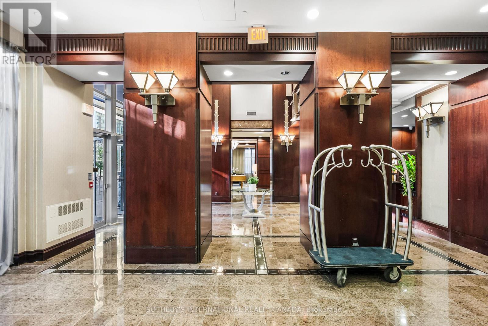 2006 - 35 Balmuto Street, Toronto, Ontario  M4Y 0A3 - Photo 30 - C12552690