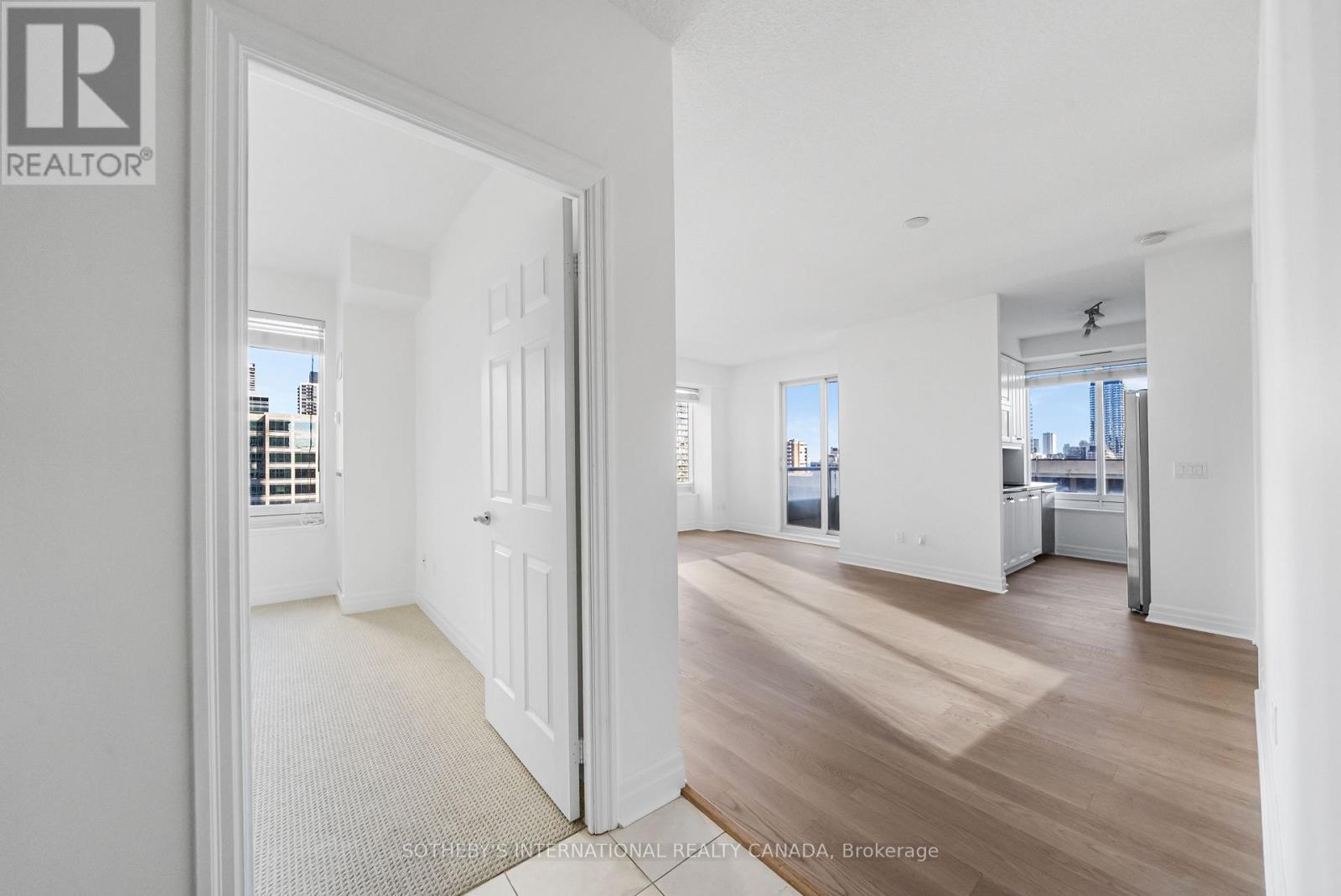 2006 - 35 Balmuto Street, Toronto, Ontario  M4Y 0A3 - Photo 7 - C12552690