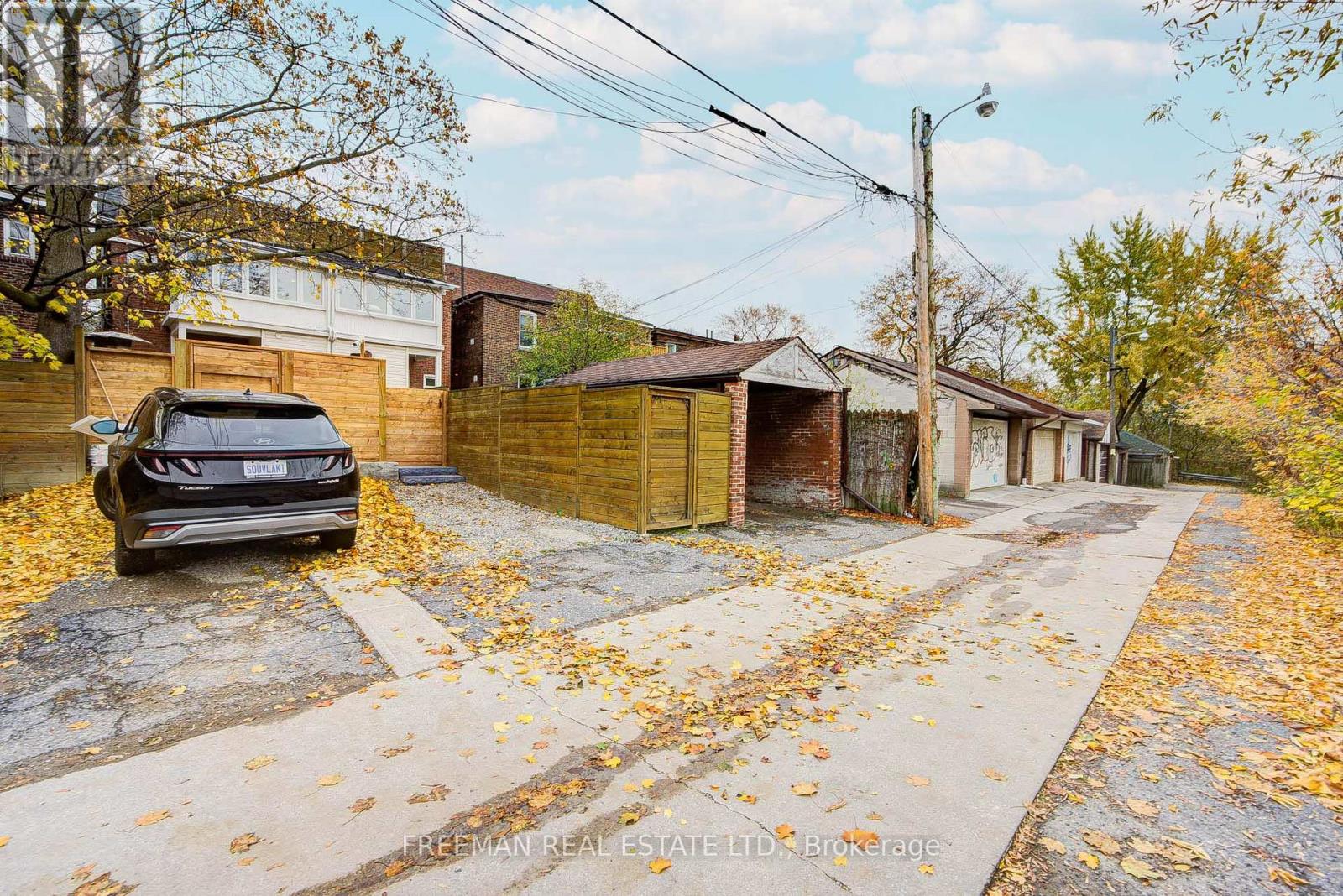 Bsmt - 470 Grace Street, Toronto, Ontario  M6G 3A9 - Photo 11 - C12552718