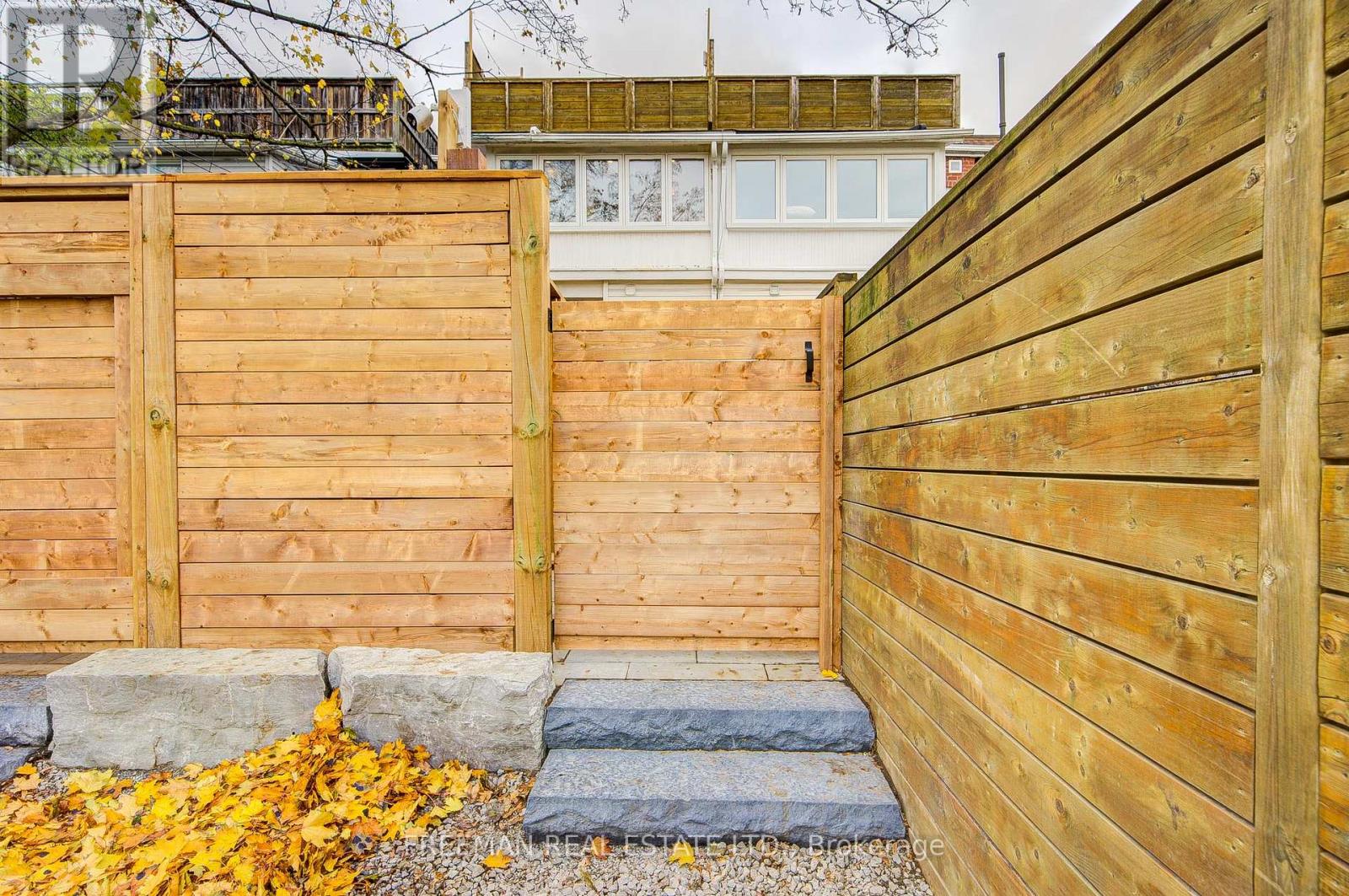 Bsmt - 470 Grace Street, Toronto, Ontario  M6G 3A9 - Photo 12 - C12552718