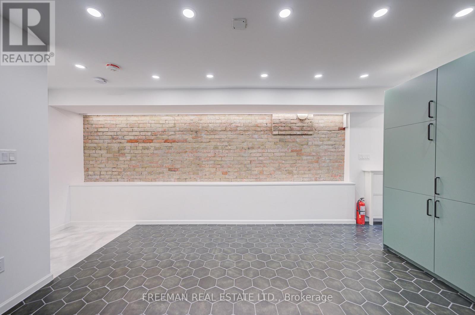 Bsmt - 470 Grace Street, Toronto, Ontario  M6G 3A9 - Photo 30 - C12552718