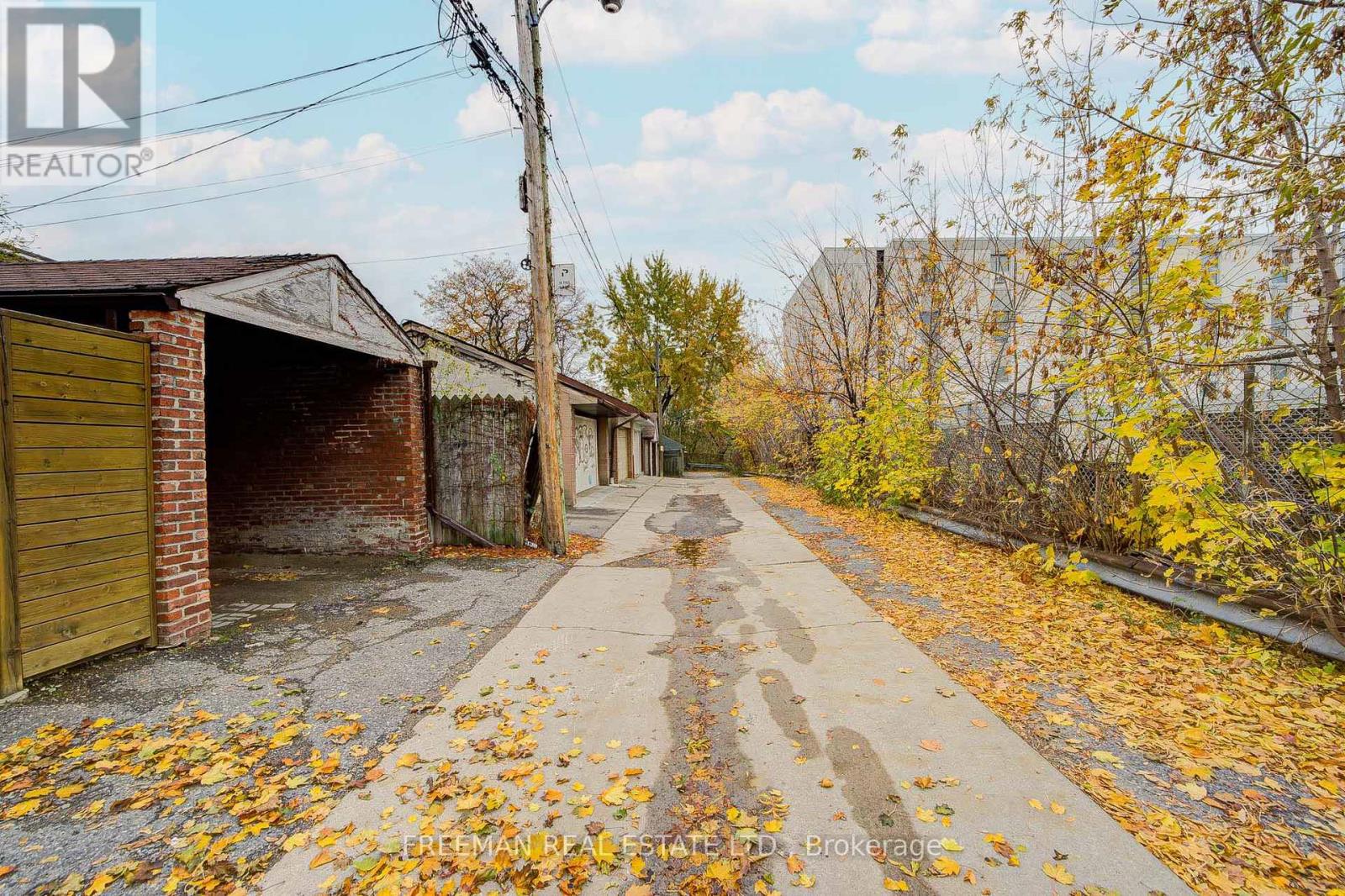 Bsmt - 470 Grace Street, Toronto, Ontario  M6G 3A9 - Photo 8 - C12552718