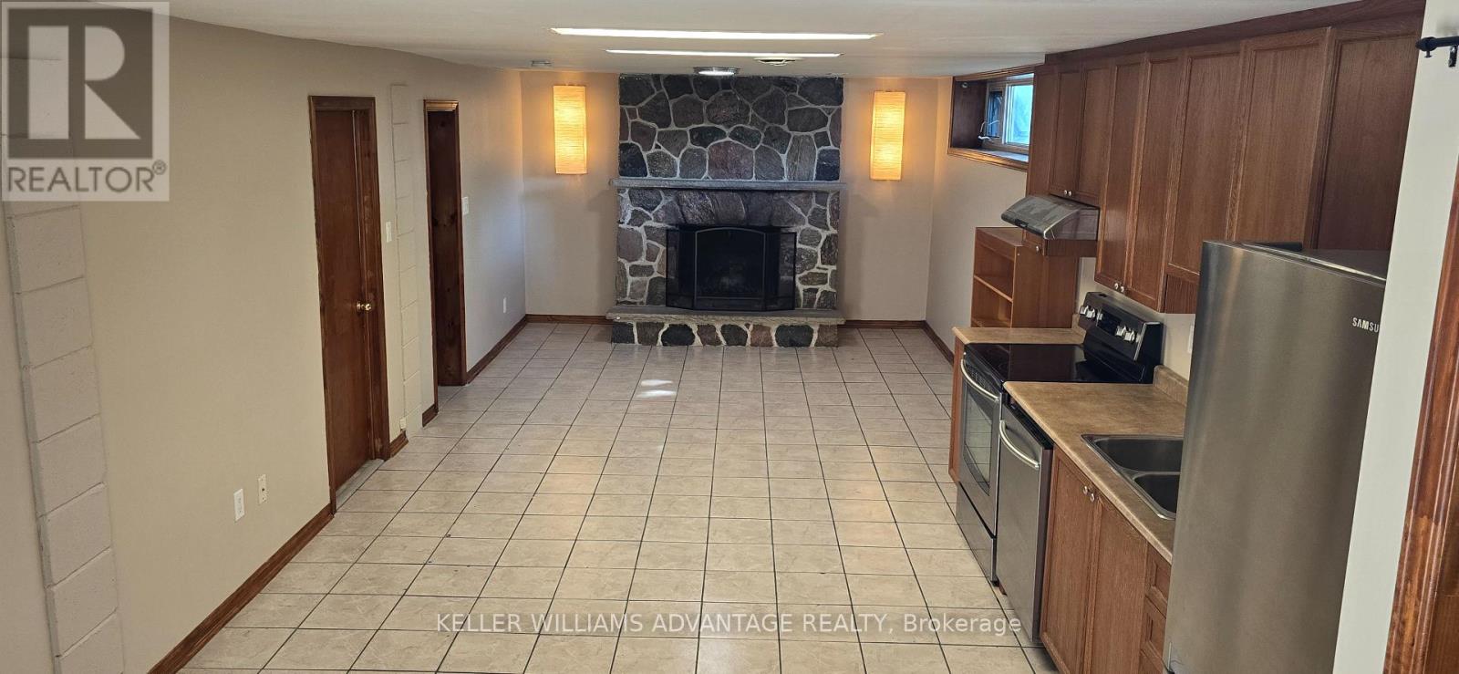 Lower Unit - 105 Hart Avenue, Toronto, Ontario  M1K 3H3 - Photo 2 - E12552728