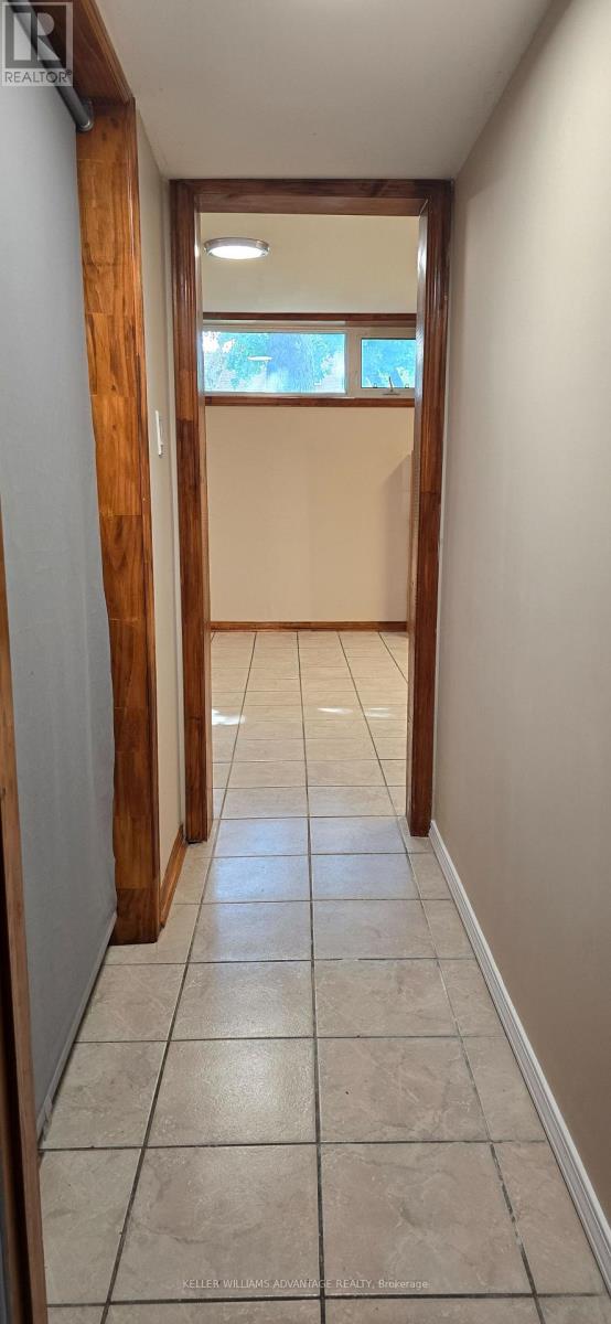 Lower Unit - 105 Hart Avenue, Toronto, Ontario  M1K 3H3 - Photo 9 - E12552728