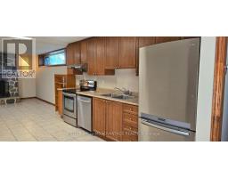 LOWER UNIT - 105 HART AVENUE, Toronto, Ontario