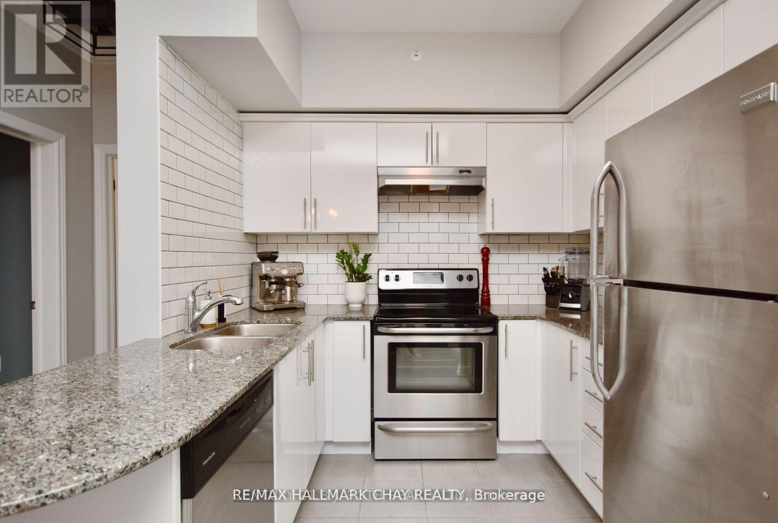 405 - 44 Ferndale Drive S, Barrie, Ontario  L4N 2V1 - Photo 5 - S12552680